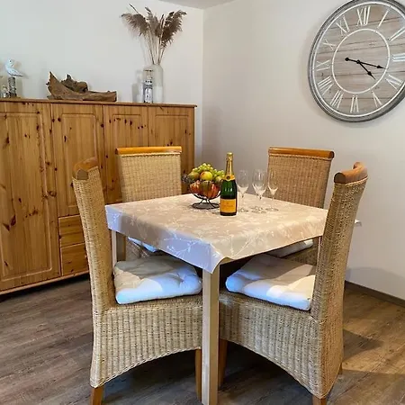 Ferienhaus Suedliche Boddenkueste Bartelshagen (Vorpommern-Rugen)